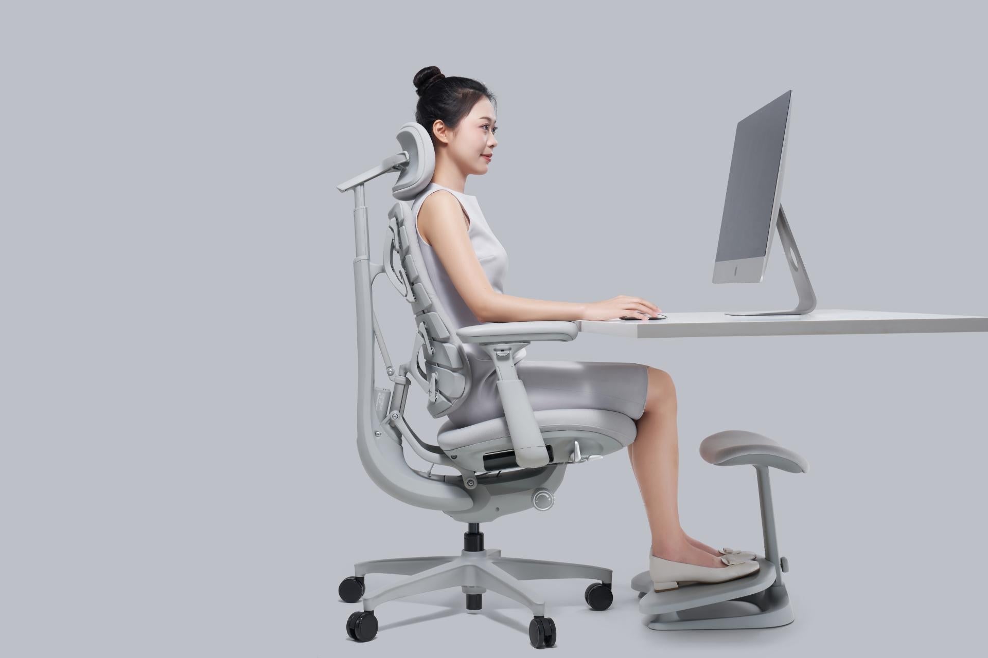 How Sitting Still Leads to Joint Compression and Contact Stress
