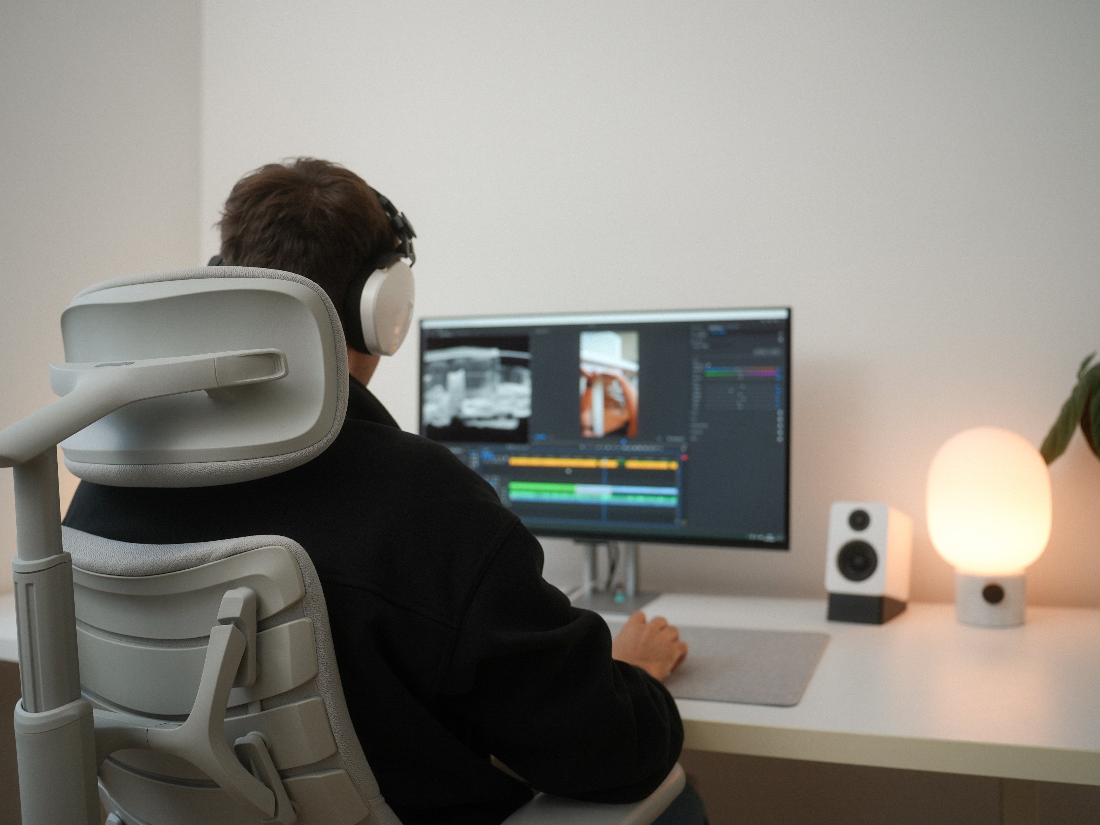 The Science of Sitting: How Your Office Chair Impacts Spinal Health