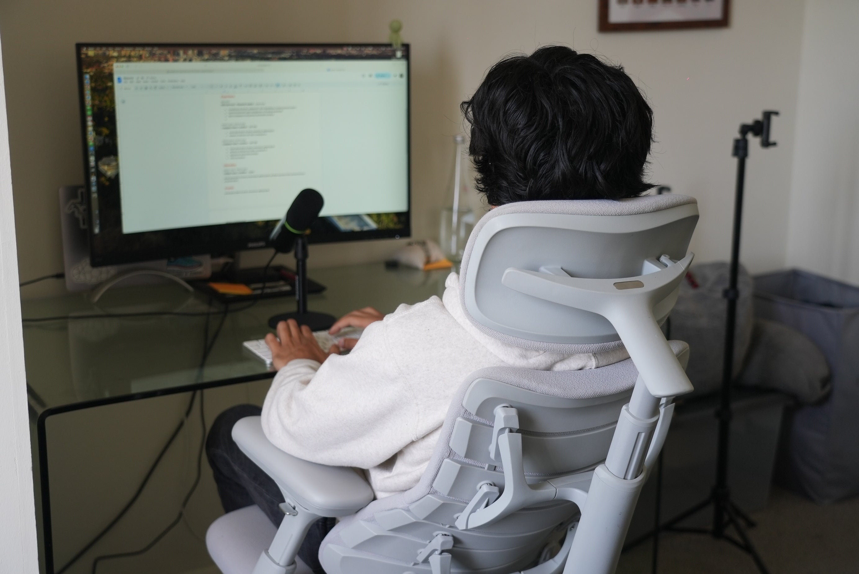 Is a $1,000 Office Chair Worth It? Breaking Down the ROI