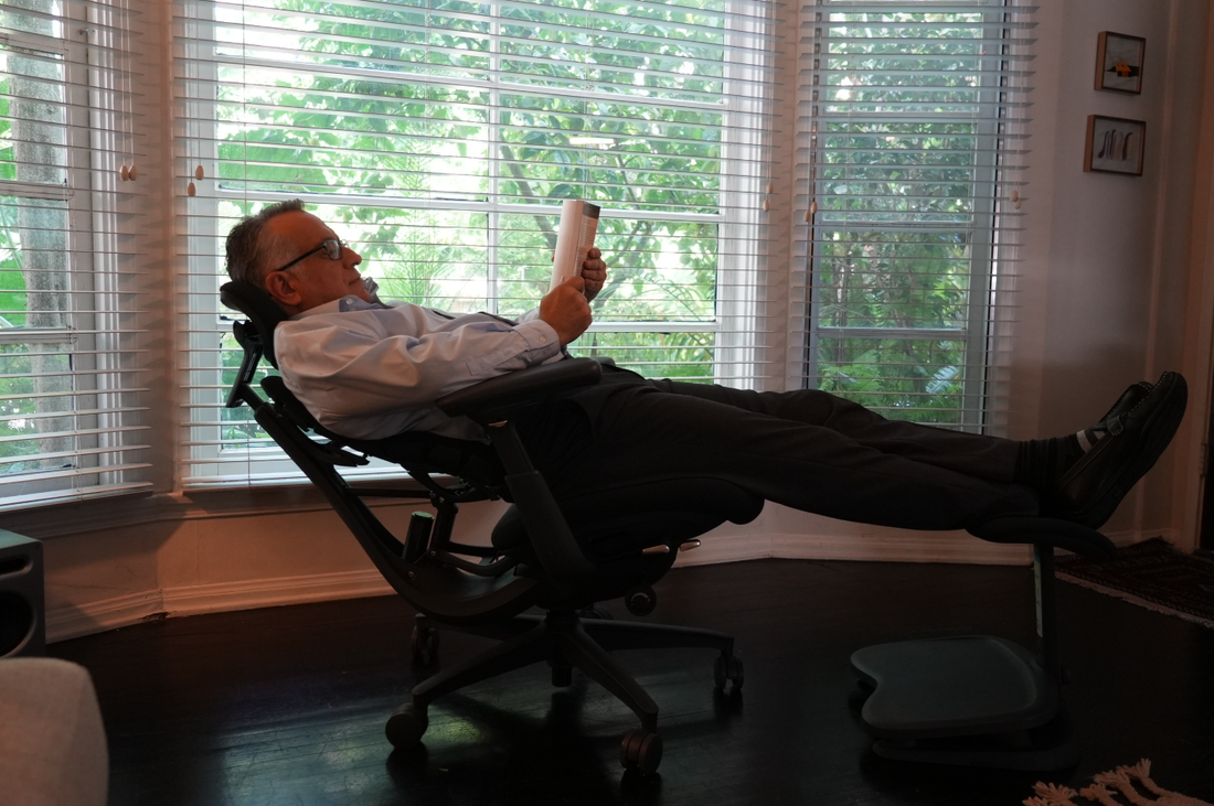 Why Ergonomic Chair Adjustability Doesn’t Always Prevent Back Pain